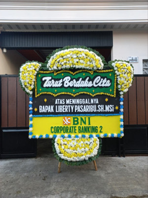 Papan Bunga Duka di Biak Kota