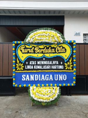 Papan Bunga Duka di Biak Kota