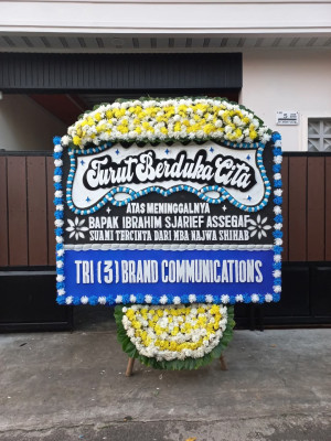 Papan Bunga Duka di Biak Kota